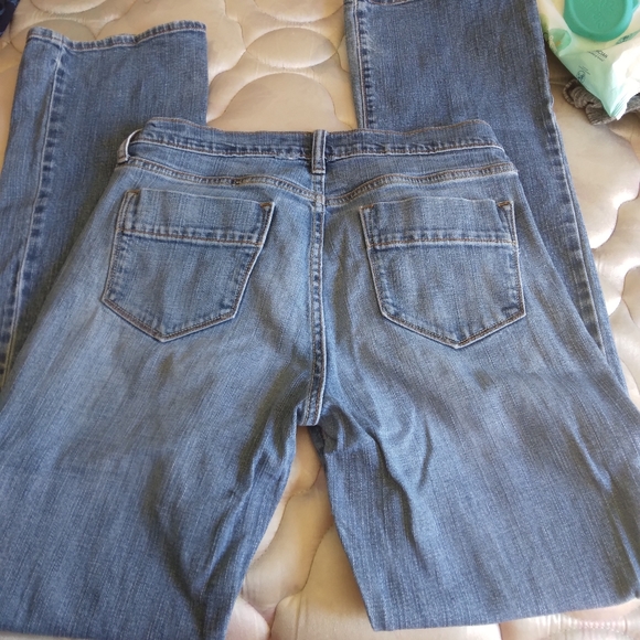 Old Navy size 6 long jeans - Picture 2 of 4